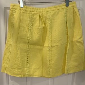 Canary yellow skirt with pockets
